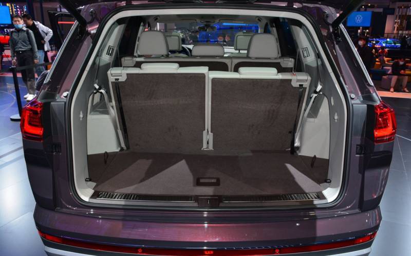Volkswagen talagon салон